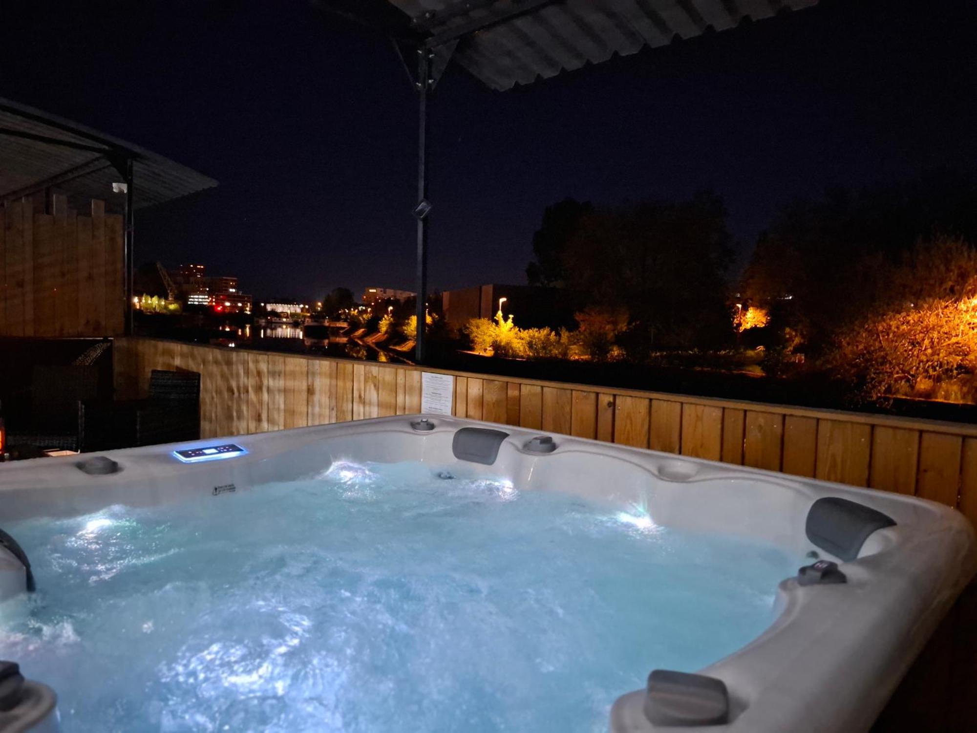 斯特拉斯堡La Peniche De Fabrice Avec Jacuzzi Privatif公寓 外观 照片